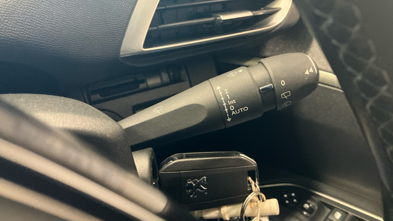 Peugeot 3008 1.2 PureTech Allure 5dr Petrol Estate